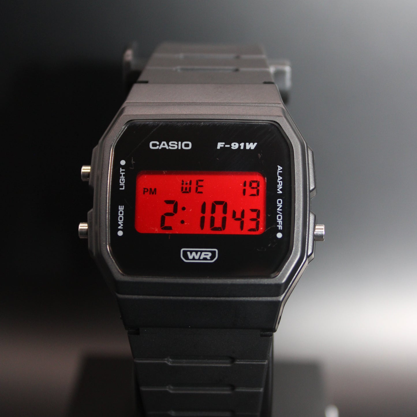 8 Colors - Casio F91-W Minimalist Mod