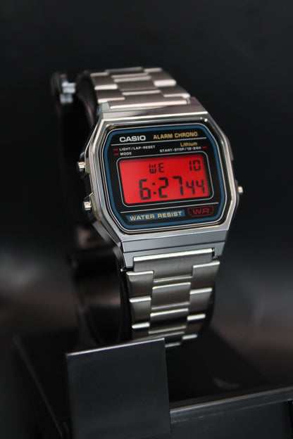 Scarlet - Casio A158W Mod