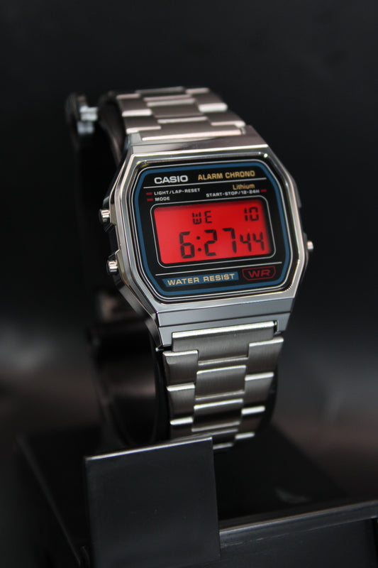Scarlet - Casio A158W Mod