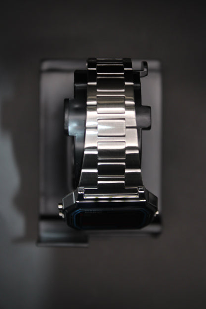 Scarlet - Casio A158W Mod